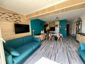 Chaleureuse maisonnette avec piscine partagée